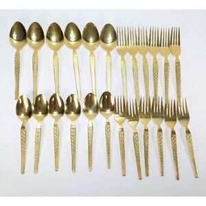 Hanford Forge Trocadero Gold Toned Stainless Flatware Korea 24pc Forks Spoons